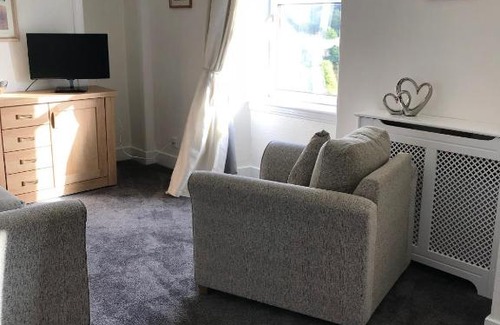 Ellon Apartment | Cosy One Bedroom Apartment - Ellon Town Centre