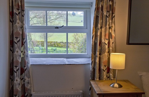 Hopton Cottage | Cosy, Pet-Friendly Cottage with Direct Access to Carsington Water