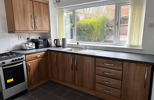 Manchester House | Cosy & Quiet House close to Etihad and City Centre.