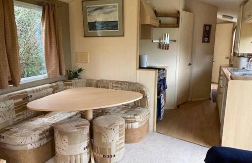 Treator Ski Chalet | Cosy Quiet Static Caravan Mawgan Porth St Eval