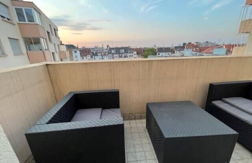 Neudorf South Apartment | Cosy Rent Strasbourg Wifi Terrasse St Aloise