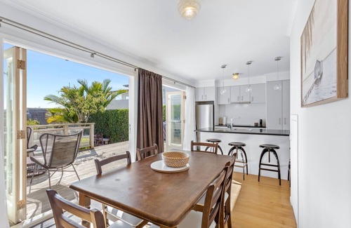 Rothesay Bay House | Cosy Retreat in Rothesay Bay