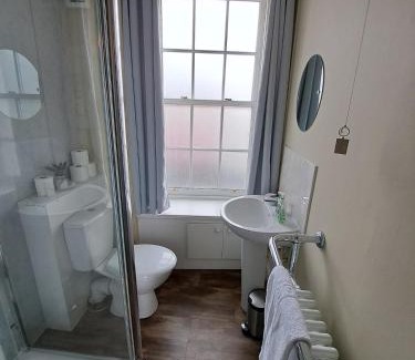 Inverness City Centre Apartment | Cosy Riverside Apartment
