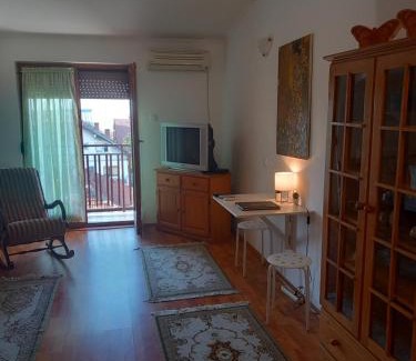 Zvezdara Apartment | Cosy Rooftop studio with balcony