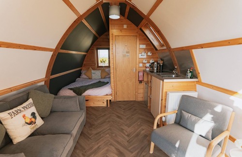 Newton Stewart Cabin | Cosy Rural Cabin With Great Views