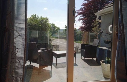 Llandovery Cottage | Cosy Rural Gilbert Hights Llandovery Cynghordy