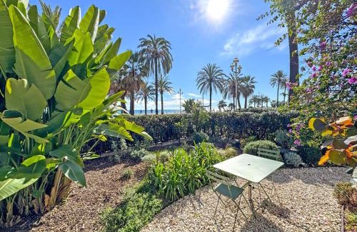 Les Baumettes Apartment | Cosy Sea Front Garden Nice
