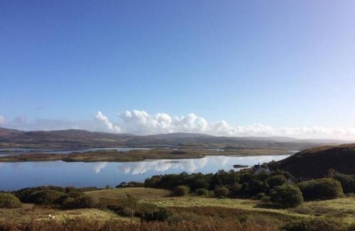 Waternish House | Cosy sea view cottage Isle of Skye