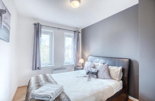 Glasgow Westend Apartment | Cosy SECC/Hydro apartment with free car park