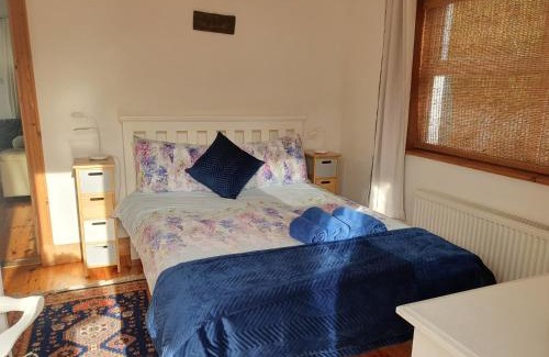 Ballina House | Cosy self contained cottage with stunning views