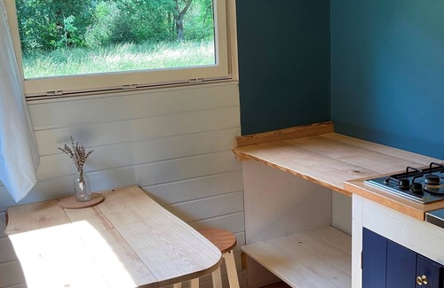 Saint-Vaury House | Cosy shepherds hut for two, with balcony, set alone in a hectare of land.