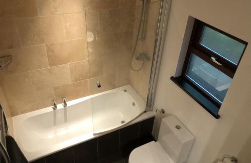 Coalpit Heath House | Cosy South Gloucestershire Cabin Retreat