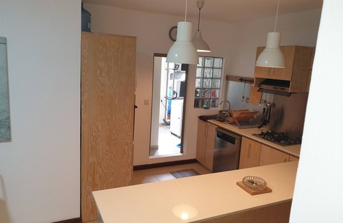 La Mivoie Apartment | Cosy, spacious 3 bedroom apartment 5 mins from beach