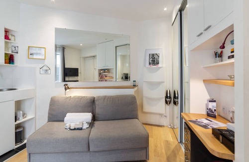 Vivienne Apartment | Cosy studio close to Grands Boulevards - Welkeys