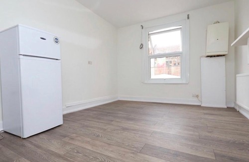 Harringay Apartment | Cosy studio