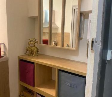 Lyon City Centre Apartment | Cosy studio - Halles Paul Bocuse