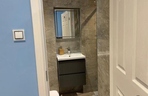 Fulham Broadway Apartment | Cosy Studio in Heart of London