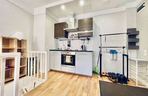 Kadriorg Apartment | Cosy studio in historical building. City Center
