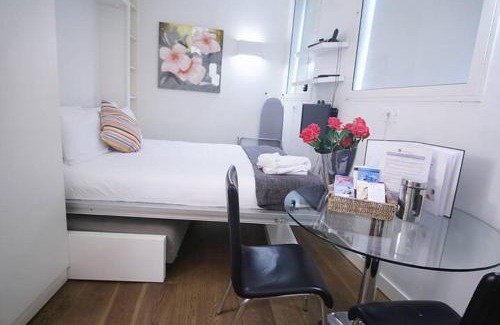 Bishopsgate Apartment | Cosy Studio right at Liverpool Street Station!