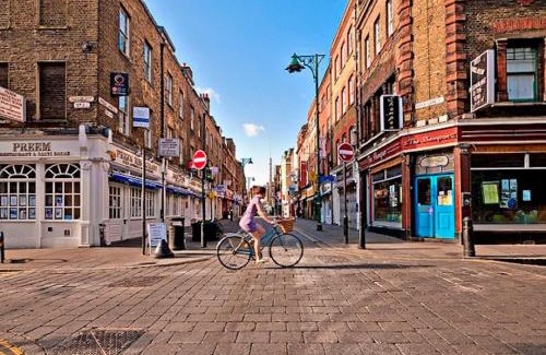 Bishopsgate Apartment | Cosy Studio right at Liverpool Street Station!