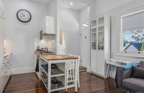 Hobart Central Business District Apartment | Cosy Studio The Maid Easy walking to City