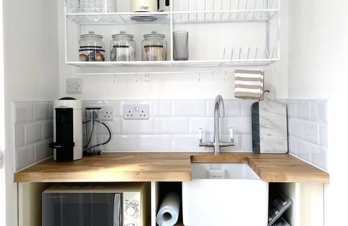 Plymouth Apartment | Cosy Studio w/hot tub