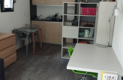 Sud Apartment | Cosy studio with garden near town center Air conditioning
