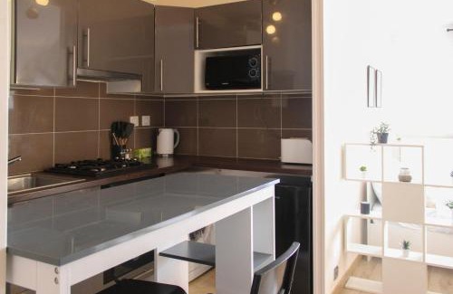 Montreuil Apartment | Cosy studio with balcony in Montreuil