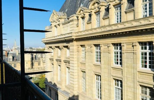 Sorbonne Apartment | Cosy Studio with balcony Paris Center - Sorbonne - Pantheon - Notre-Dame