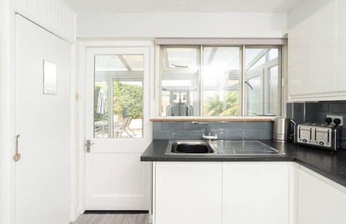 Portsmouth House | Cosy Stunning 3-BR Manor, Sleeps 8,Summer Discount