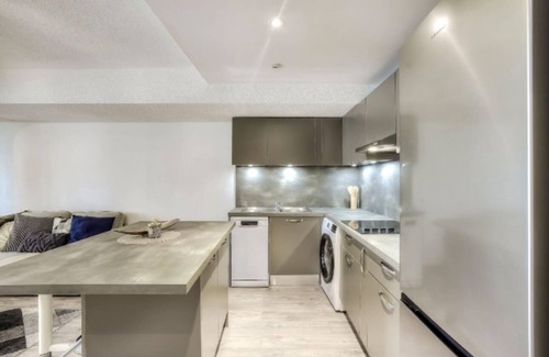 California - Pezou Apartment | Cosy, sunny studio less than 10 minutes from the beach!