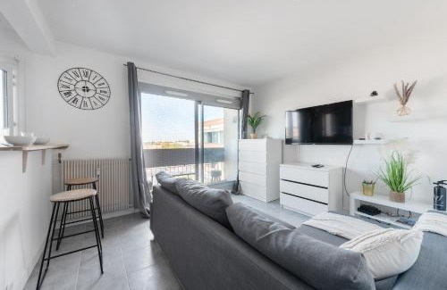 Papus Apartment | Cosy T2, terrasse privée et Parking