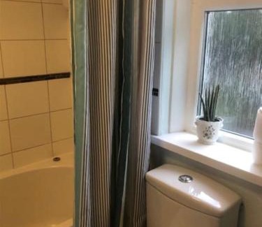 Rhiwbryfdir House | Cosy terrace cottage built into the mountain side.