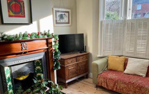 Lee Green House | Cosy three bedroom Hither Green Victorian House