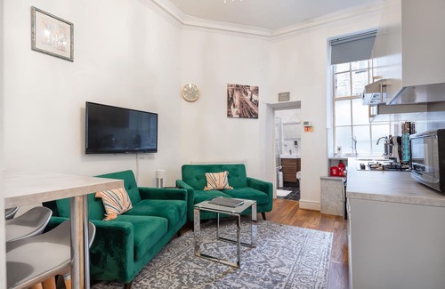 Soho Apartment | ^Cosy Two Bed AirCondisioned Apartment in Heart of Covent Garden London^