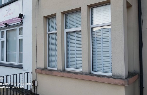 Westcliff-on-Sea Apartment | Cosy, Two-bedroom , ground floor flat