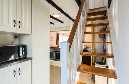 Beenbane House | Cosy two Bedroom Cottage in Waterville With sea Views
