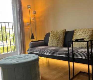 Cosham Apartment | Cosy two bedrooms flat suitable for a short trip