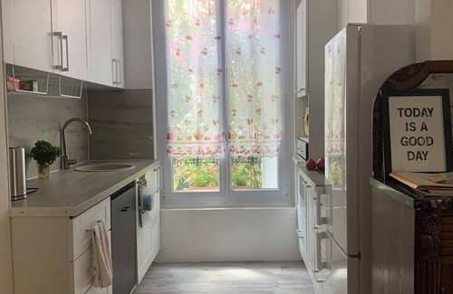 Aulnay-sous-Bois Villa | Cosy Villa 2 min RER B- located between Paris and Challes De Gaules Airport
