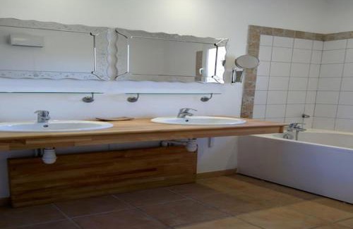 Montbrun-des-Corbieres Villa | Cosy villa with pool