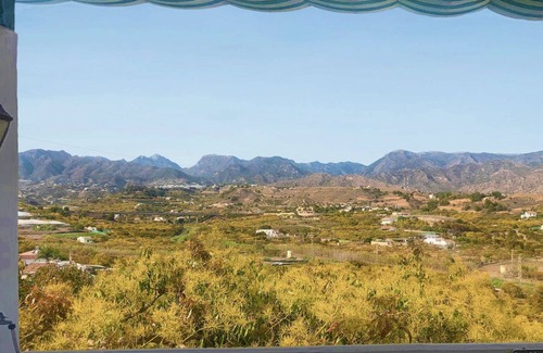 Nerja Cottage | Cosy villa with amazing views