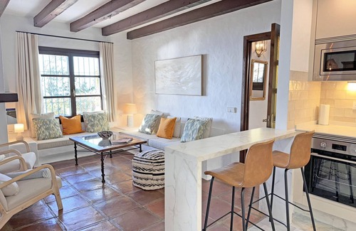 Atlanterra Ski Chalet | Cosy villa with private swimming pool, magnificent views, for 6 PAX