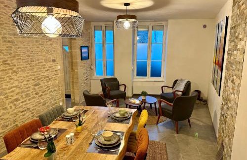 Grandcamp-Maisy House | Cosy village house with home cinema