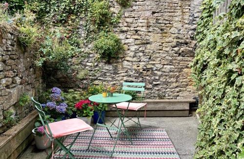 Frome House | Cosy Weavers Cottage - Heart of Frome