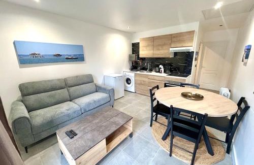 Gradignan Apartment | Cosy - Wifi - Jardinet - Proche de Bordeaux