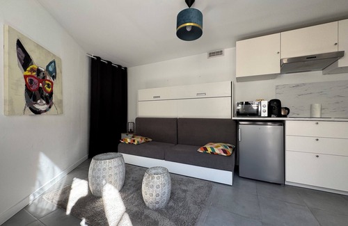 Vitry-sur-Seine Apartment | Cosyholy1 - Small studio near Paris and Orly airport