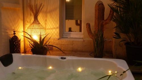 Gare-Jouvenet Apartment | CosyRouen Jacuzzi Parking gratuit