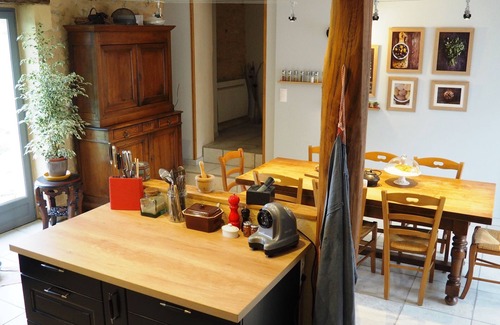 Les Eyzies Cottage | Cottage Au Pré des Noix, nature, calm, quality, comfort between Lascaux and Sarlat