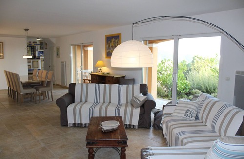 La Londe-les-Maures Villa | Côte d'Azur: all-comfort villa with a stunning sea view and heated pool