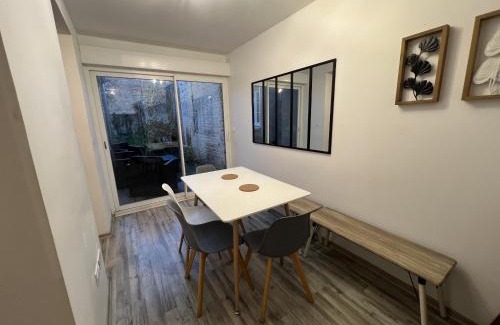 Henriville Apartment | Cote Jardin, AMIENS 4-6 P